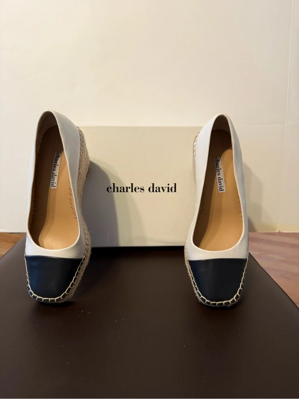 Charles David toe textured